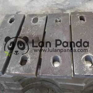 Wear plate for ball mill